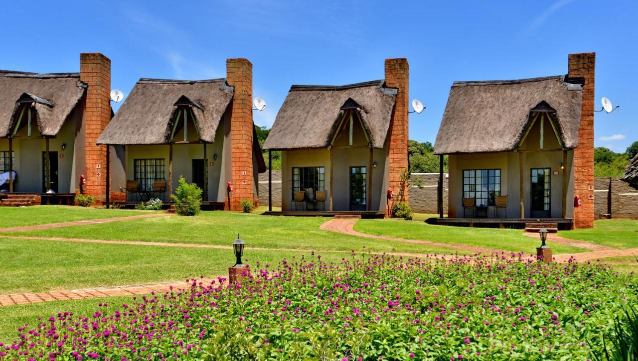 African Hills Safari Lodge & Spa Magaliesburg Buitenkant foto