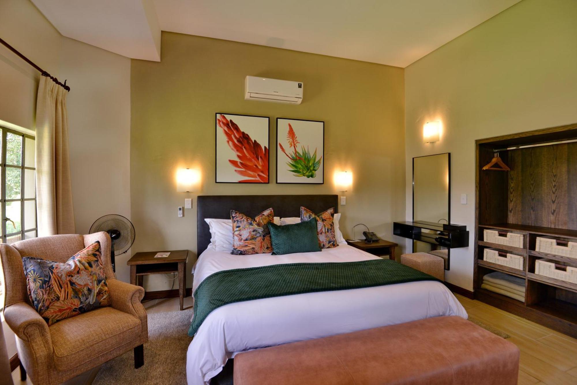 African Hills Safari Lodge & Spa Magaliesburg Kamer foto